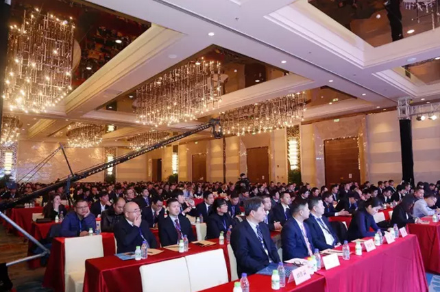 年度盛典|【凝心聚力 共贏未來】花花牛2017年客戶大會紀(jì)實