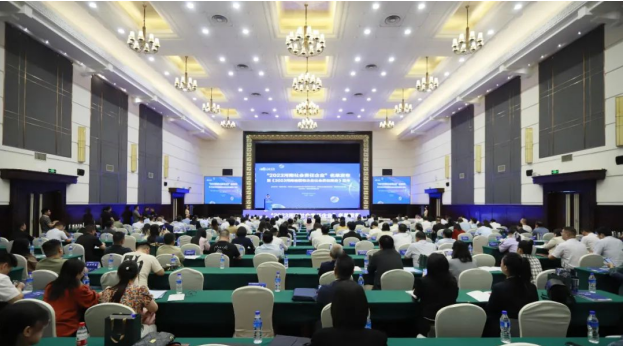 國(guó)企擔(dān)當(dāng) | 花花牛乳業(yè)集團(tuán)斬獲“2023河南社會(huì)責(zé)任企業(yè)”推選活動(dòng)兩項(xiàng)大獎(jiǎng)??！